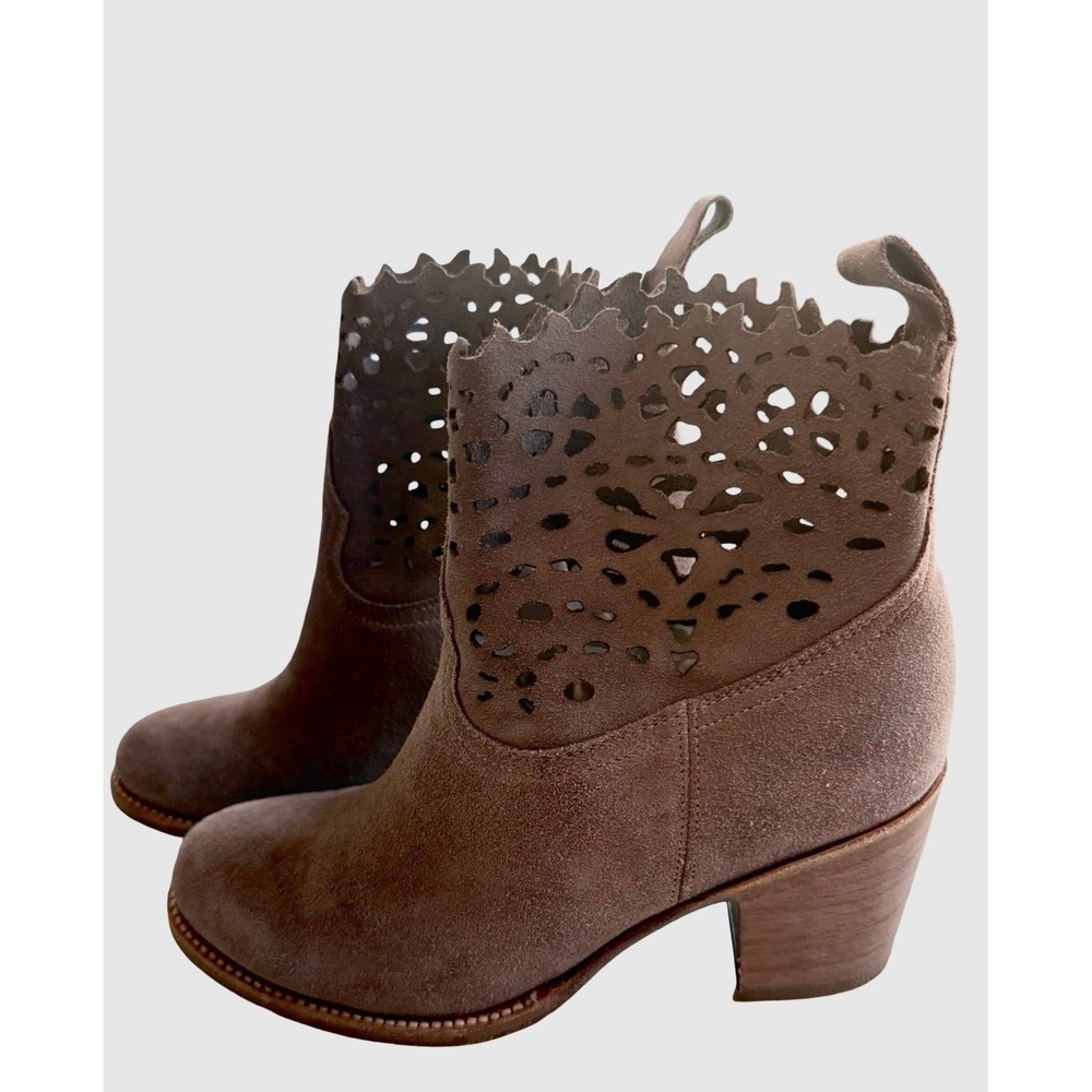 Frye Victoria Laser Cut Suede Western Ankle Booties Women's 8.5 B Taupe
